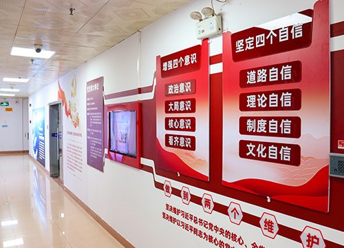 强化标杆引领，推进阵地建设